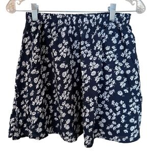 Abercrombie & Fitch Navy White Floral Mini Swing Skirt Size Large Cottagecore